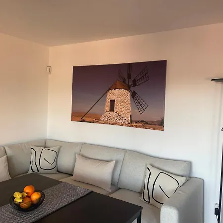 Holaola House Lajares